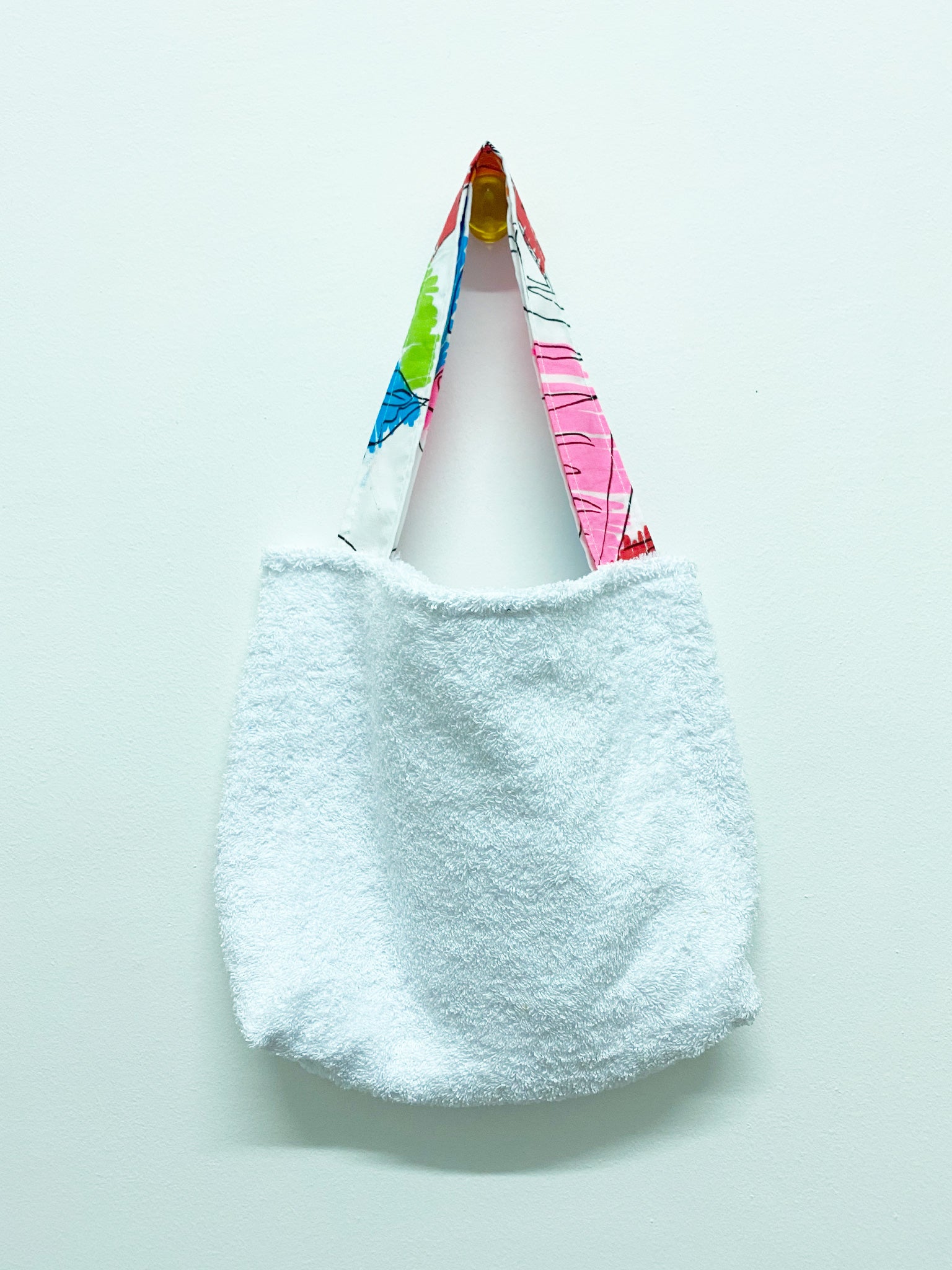 White Towel Beach Accessory Bag