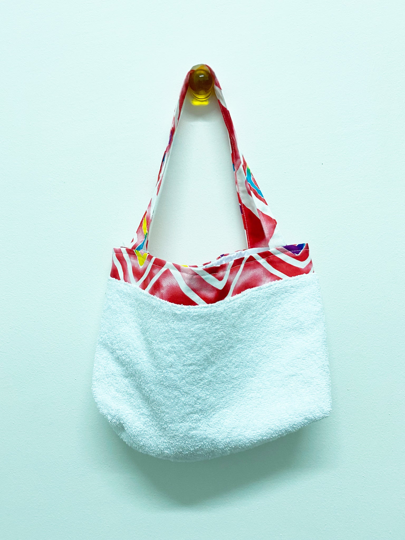 White Towel Beach Accessory Bag