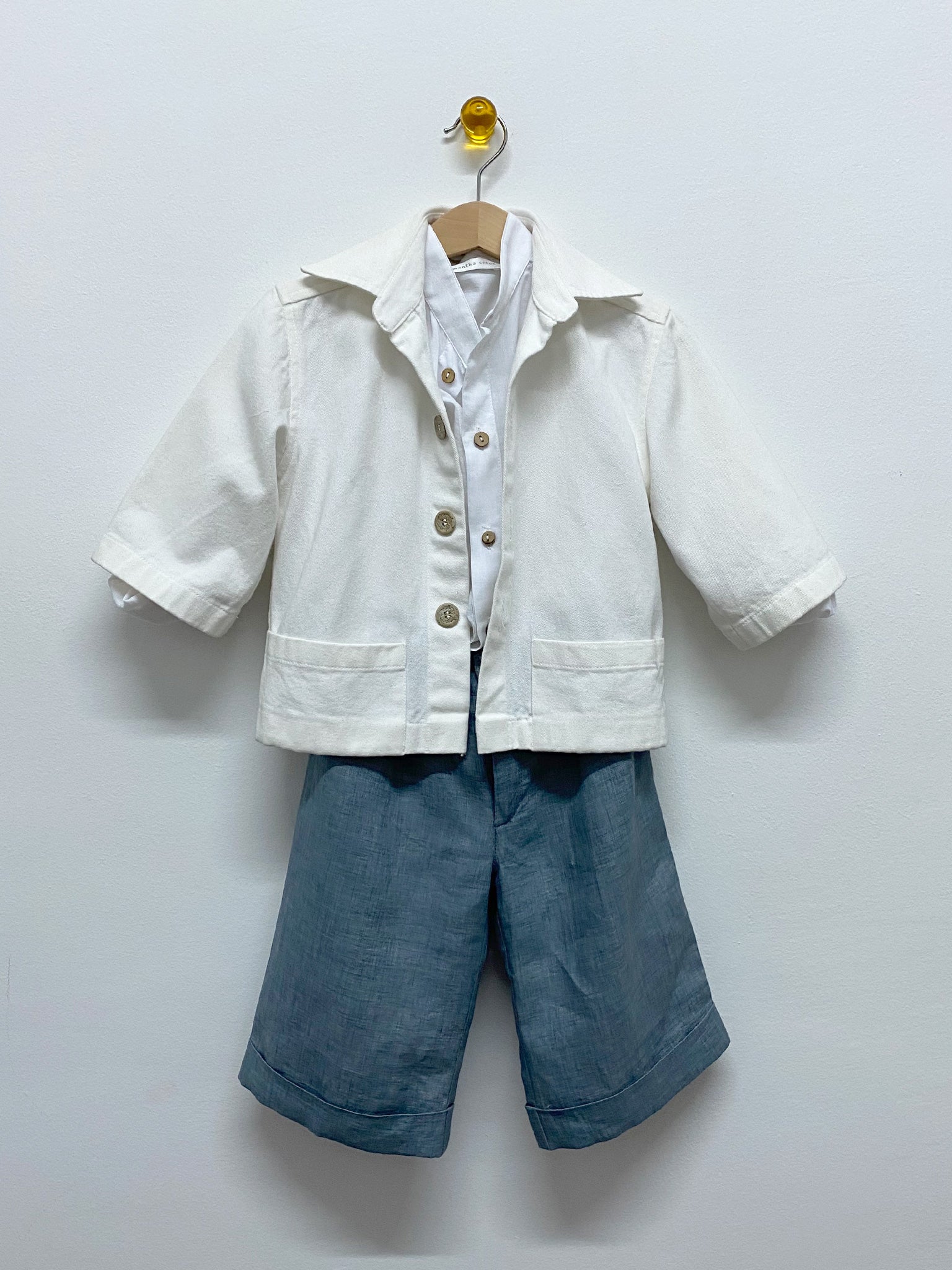 Harry's Outfit