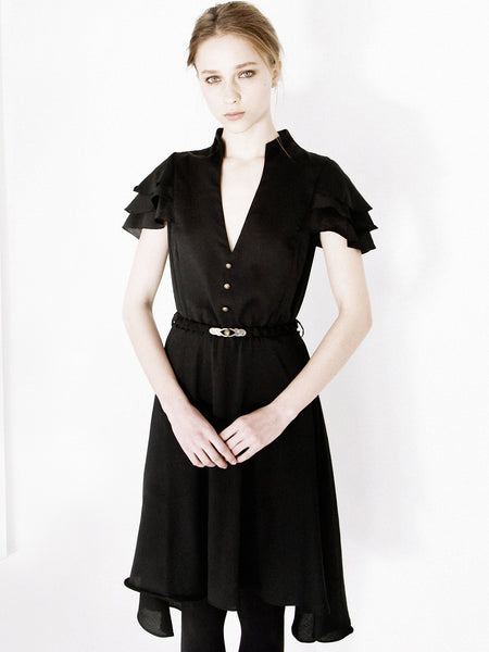 Soft Lαyered Sleeve Dress