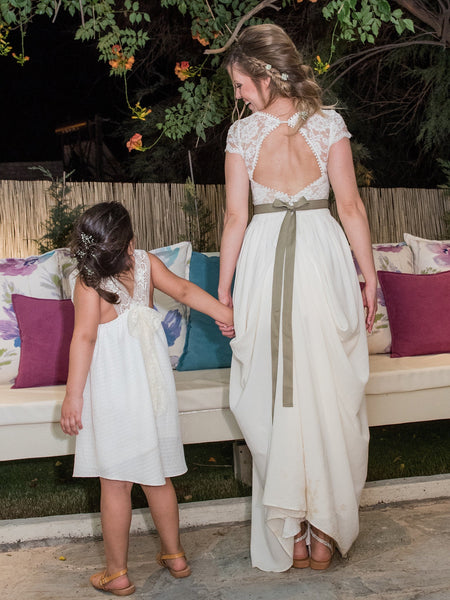 Daphne's Flower Girl